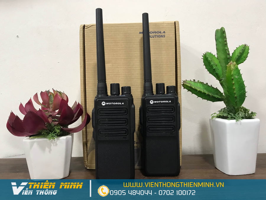 Viễn Thông Thiên Minh cung cấp máy bộ đàm cầm tay hiệu motorola XIR p6630i công suất 10W