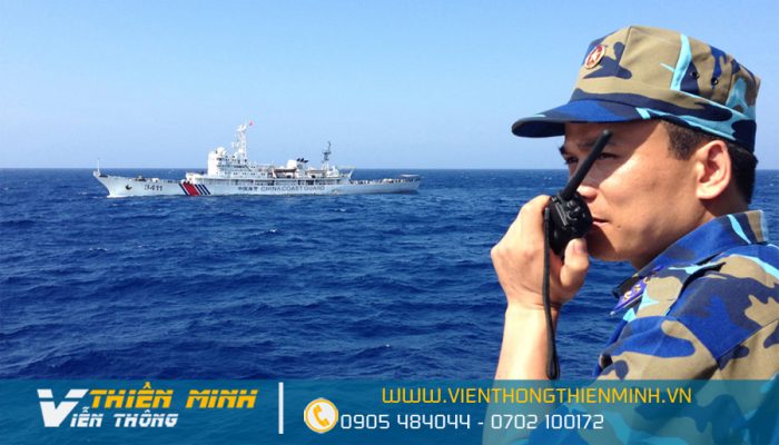bộ đàm sử dụng tần số VHF