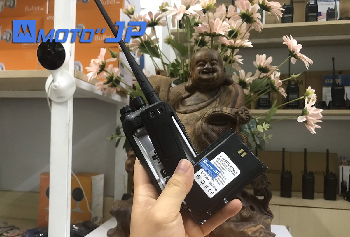 Máy bộ đàm Moto JP-F4003 tiêu chuẩn chống bụi chống nước tốt