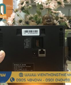 Máy chấm công RONALJACK FA-110 nhận diện khuôn mặt và vân tay