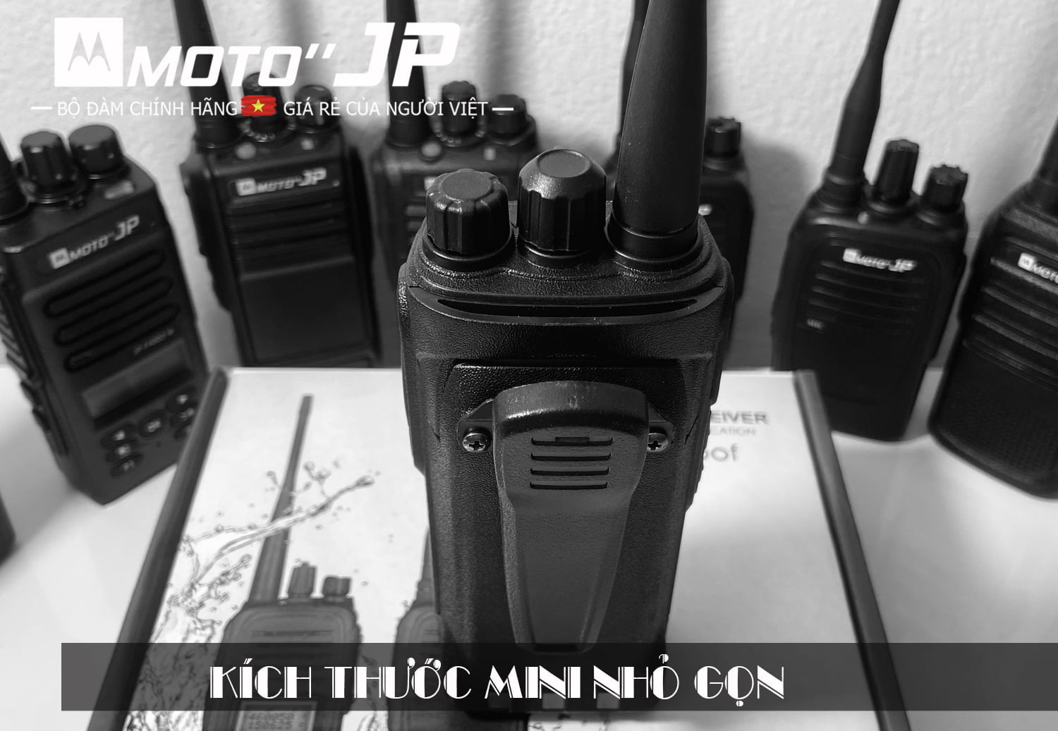 Máy bộ đàm MOTO JP-F4002 công suất cao; pin dung lượng lớn, đàm xa 4-6km