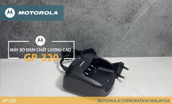Máy bộ đàm MOTOROLA GP-320 tích hợp đèn pin - Sản phẩm chính hãng