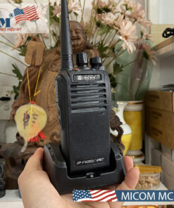 bộ đàm MiCOM JP-F4003 có phiên bản IP67, chống bụi chống nước tốt; phù hợp sử dụng cho khu du lịch sinh thái tại Sóc Trăng